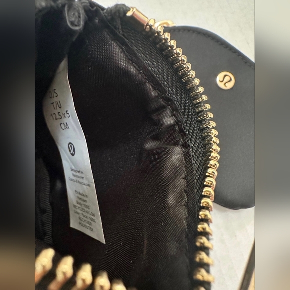 lululemon athletica Dual Pouch Keychain Black Wristlet with Gold - Picture 6 of 8